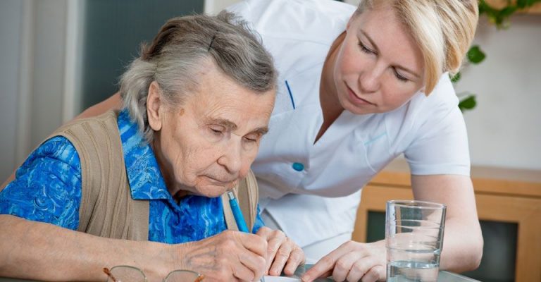 Δήμος Φαρκαδόνας: Πρόσκληση για ένταξη νέων εξυπηρετούμενων στο Πρόγραμμα «Βοήθεια στο Σπίτι»