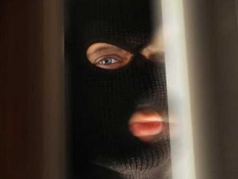 Στα Τρίκαλα έψαχναν τον ληστή …στην Καρδίτσα τον βρήκαν