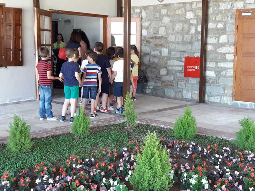 Επισκέψεις Σχολείων στο Κέντρο Ψηφιακής προβολής της Ιστορίας και του Πολιτισμού των Μετεώρων