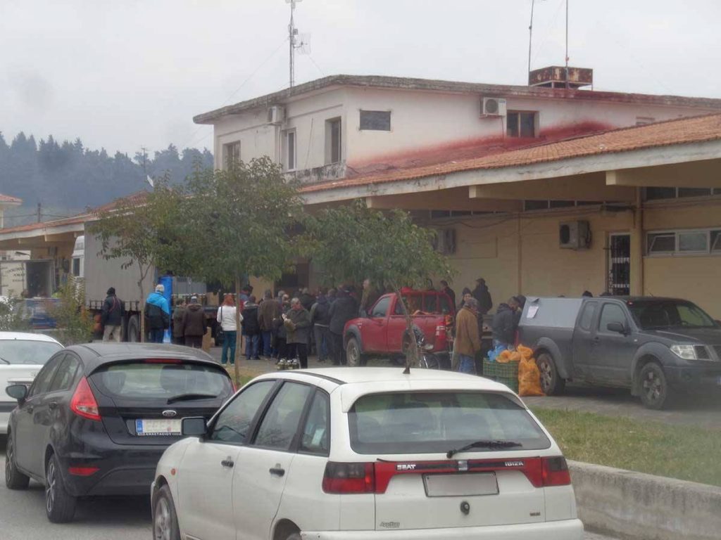 Ετοιμασίες για την 19η δράση στα Τρίκαλα του Δικτύου «Αλληλεγγύη για όλους - χωρίς μεσάζοντες»