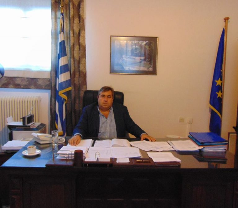 Θέλει …κλειστό ο Κώστας Μαράβας