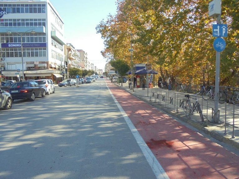 Το μόνο …άδειο μέρος στο κέντρο των Τρικάλων