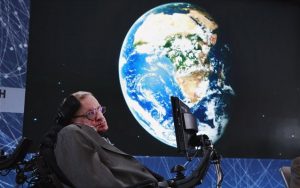 Φτωχότερη η ανθρωπότητα από τον θάνατο του Στίβεν Χόκινγκ