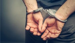 Χειροπέδες σε 39χρονο