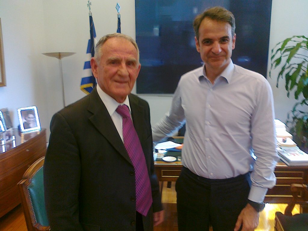 Στο … «σπίτι» του ξανά μετά από χρόνια ο Κώστας Πατέρας
