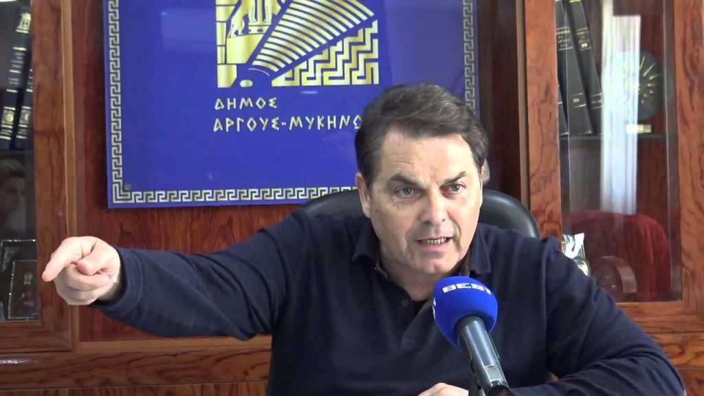 «Κόκκινη κάρτα» στον Δήμαρχο Άργους από τον Κυριάκο Μητσοτάκη