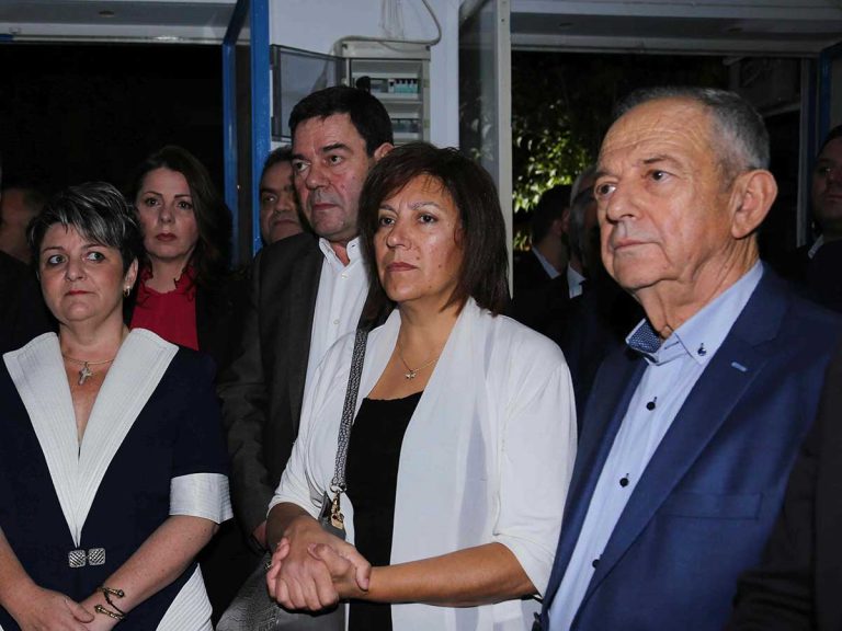 Άραγε ταυτίζεται η κεντροαριστερά με την κεντροδεξιά;;;