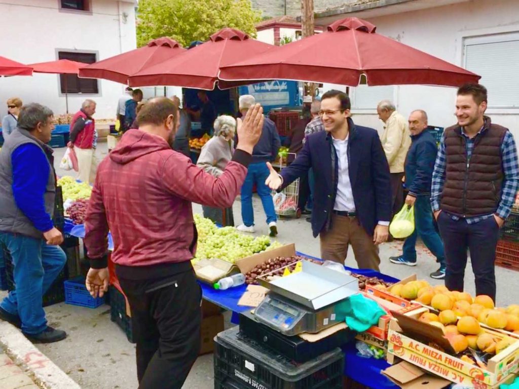 Δίπλα στους πολίτες ο Μικέλης Χατζηγάκης