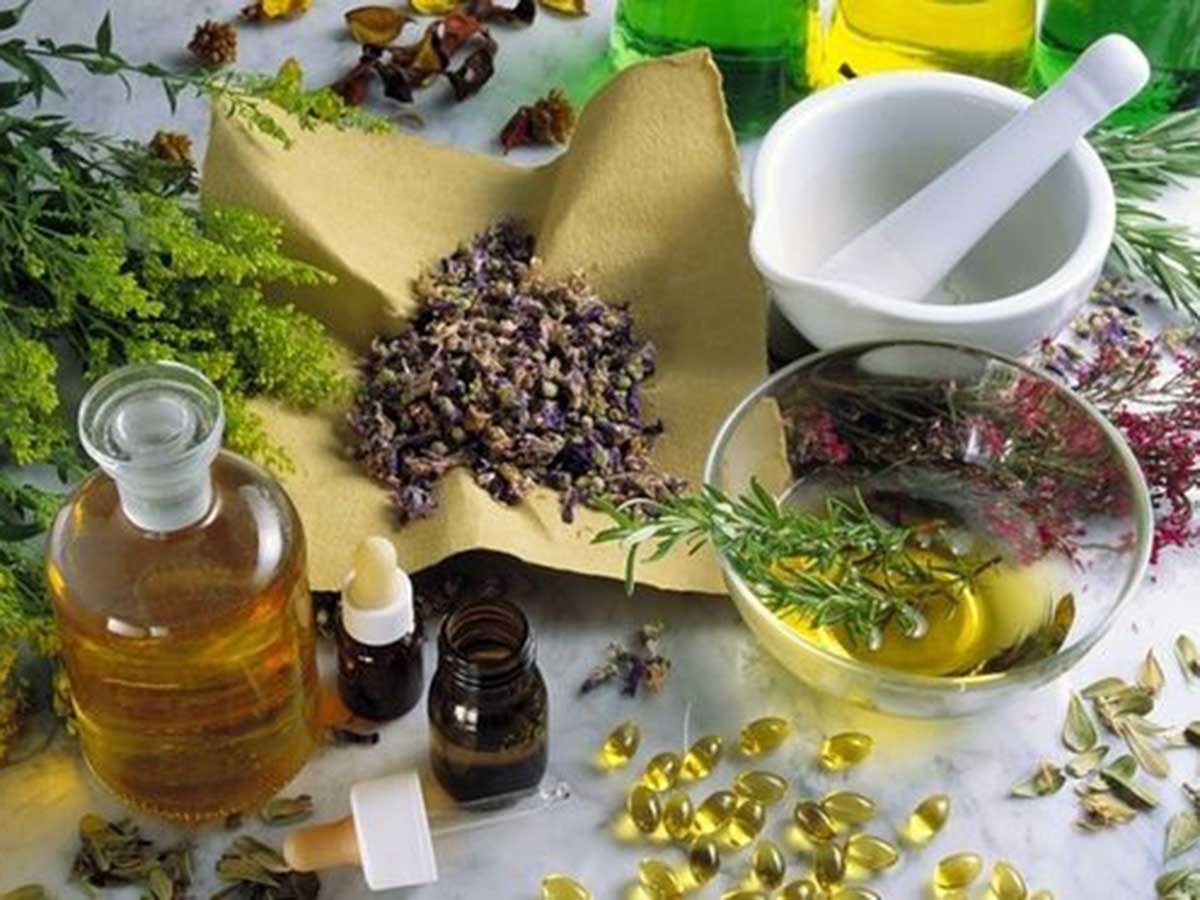 Здоровье природными средствами. Лекарственные травы. Лекарственные растения. Экстракты лекарственных растений. Лекарственное растительное сырьё.