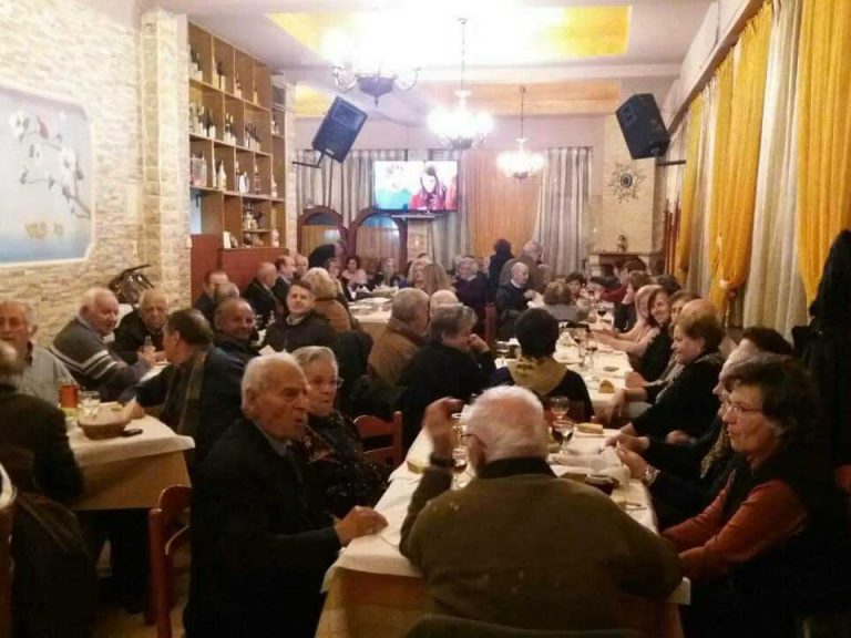 Τσικνοπέμπτη για τα ΚΑΠΗ του Δήμου Τρικκαίων