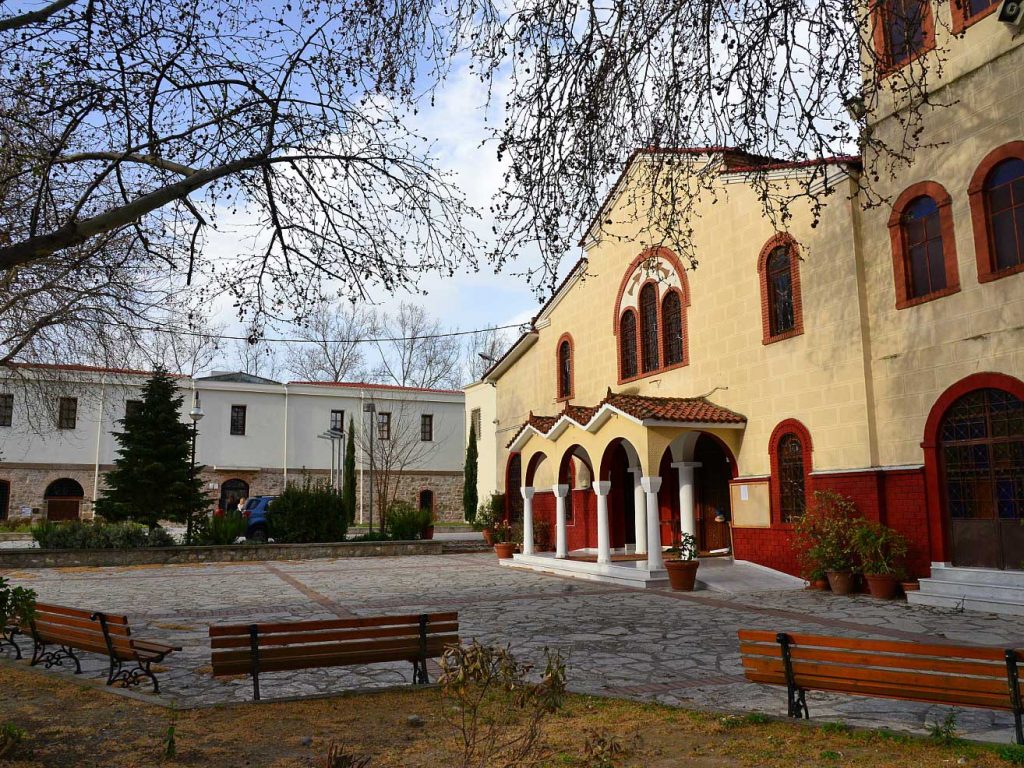 Αναστάσιμο Ιερό Σαρανταλείτουργο στον Ιερό Ναό Αγίων Κωνσταντίνου & Ελένης