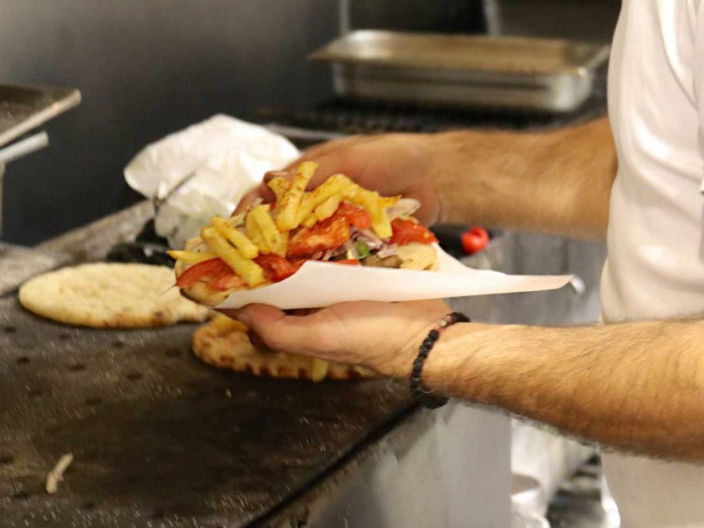 Τα ψήφια και οι σταυροί σαν γύρος με ή χωρίς τζατζίκι