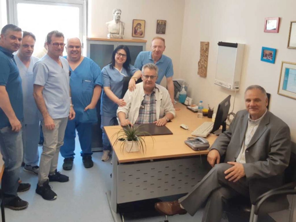 Με ενθουσιασμό δεκτός στο Νοσοκομείο ο Ηλίας Βλαχογιάννης