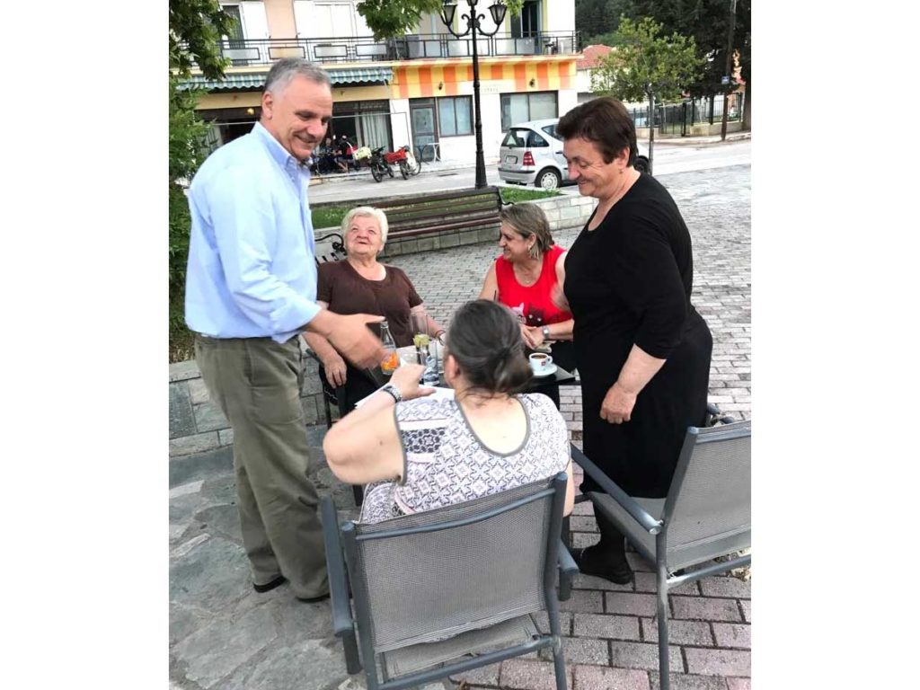 ΒΛΑΧΟΓΙΑΝΝΗΣ : Απλός, ειλικρινής, αληθινός...Χωρίς συμβουλάτορες και επαγγελματίες του μάρκετινγκ...