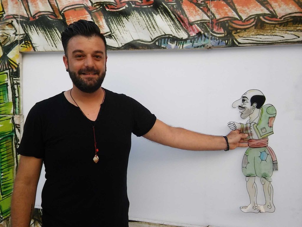 Κοσμάς Παναγιώκας: «Αν η μισή Ελλάδα ήταν Καραγκιόζηδες θα ήμασταν καλύτερη χώρα»