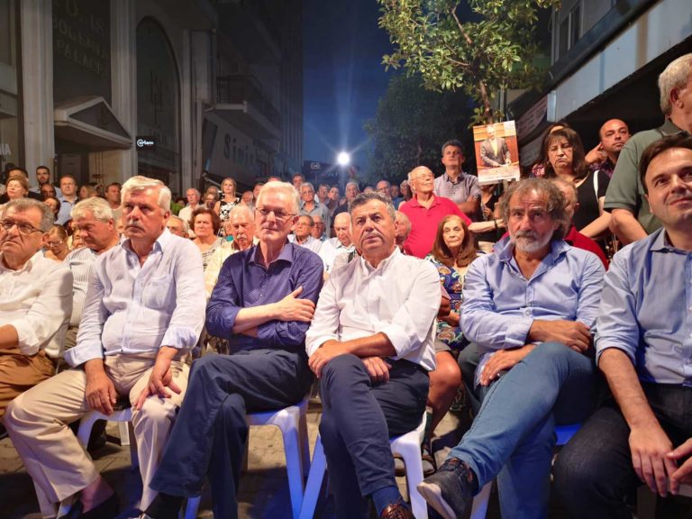 Μεγαλειώδης συγκέντρωση του Ηλία Βλαχογιάννη στην πόλη των Τρικάλων