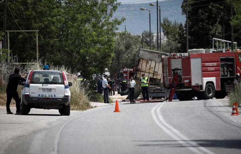 Τροχαίο με 2 τραυματίες στη Γλυφάδα