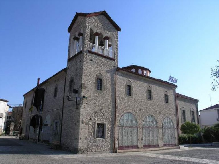 Καθημερινή Θεία Λειτουργία στον Ιερό Ναό Παναγίας Επισκέψεως Τρικάλων