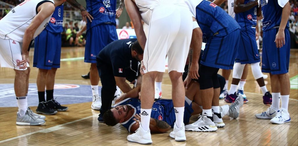 Ήττα για την Εθνική από Σερβία - Ρίξη χιαστού ο Αθηναίου