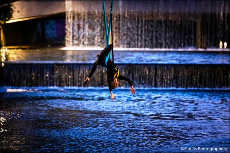 Aerial dance στην κεντρική γέφυρα των Τρικάλων!