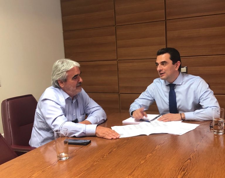 Κ. Σκρέκας - Β. Γιαγιάκος αναζητούν επιχειρηματικά κίνητρα για τους αγρότες