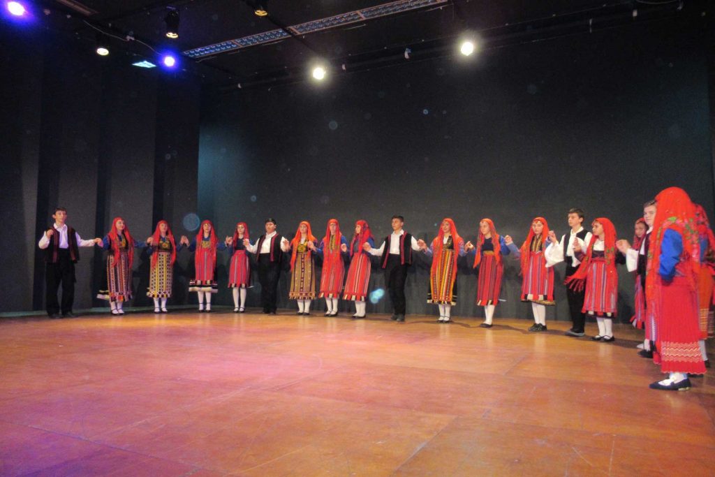 Τα παιδιά χόρεψαν στην εκδήλωση της Φλόγας