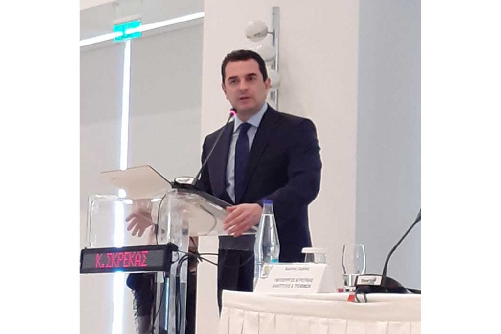 Κώστας Σκρέκας: Εφαρμόζουμε ολοκληρωμένο σχέδιο για να γίνουν πιο ανταγωνιστικοί οι Έλληνες αγρότες