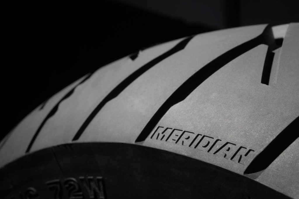 Διπλό ντεμπούτο για τη Dunlop