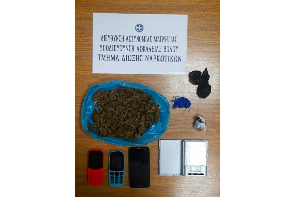 Βόλος: Είχαν στο σπίτι τους 100 γραμμάρια κάνναβης