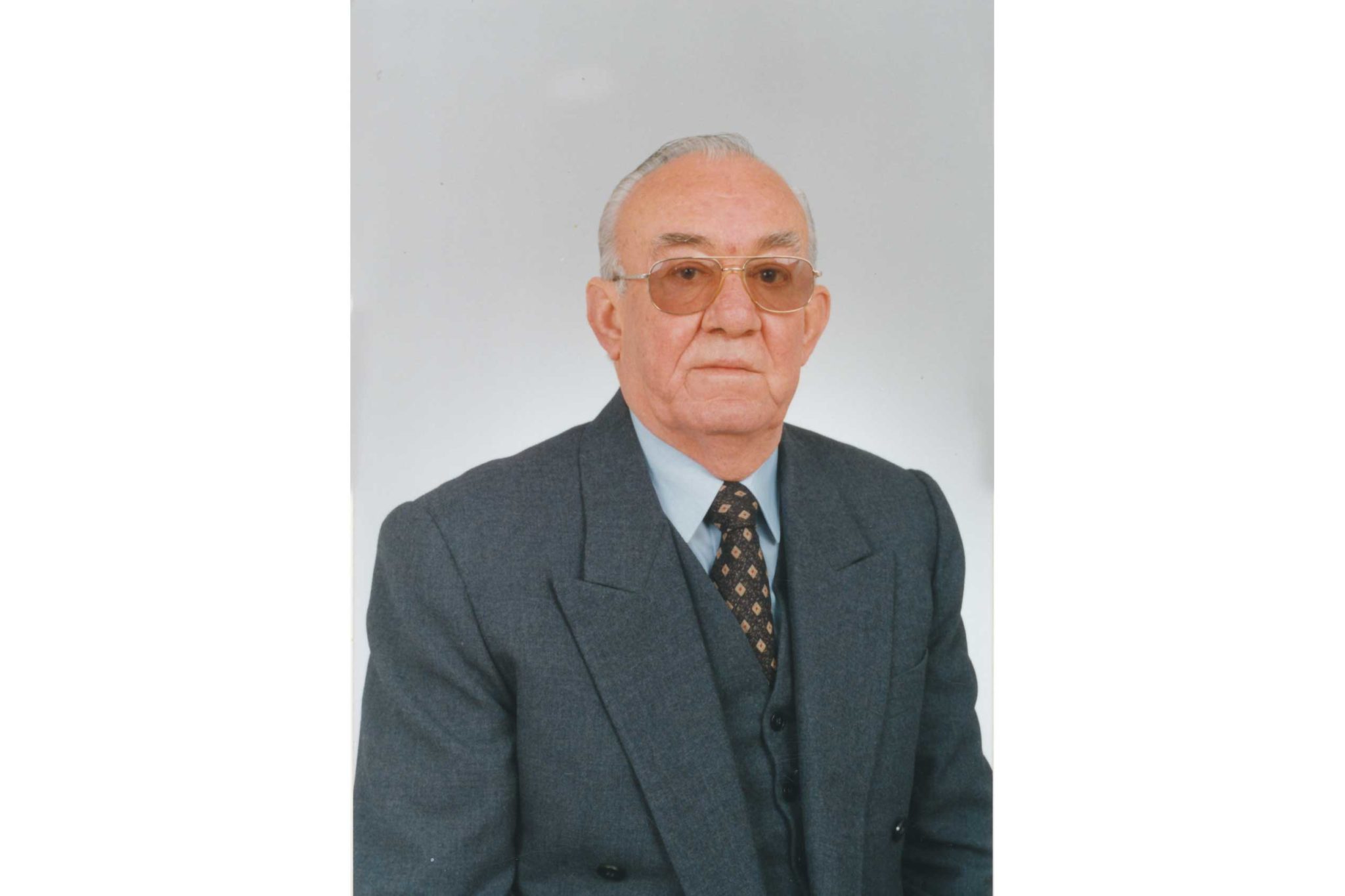 «Έφυγε» ο Βενιζέλος Ντιρογιάννης