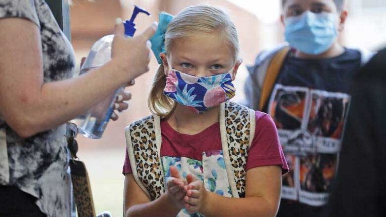 Λαϊκή Συσπείρωση: Άμεση συνεδρίαση Δημοτικού Συμβουλίου για τον κορονοϊό στα σχολεία Τρικάλων