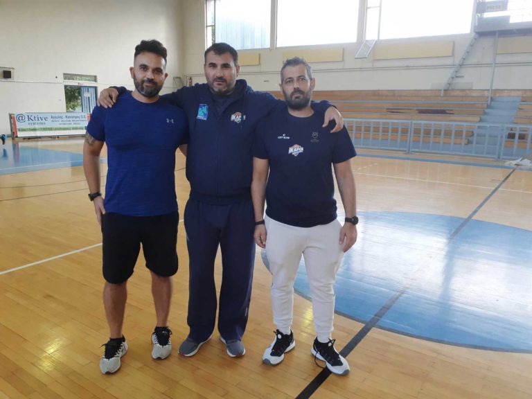 Ο Ντόρης Τσάτσος μάνατζερ στους Ικάρους Τρικάλων