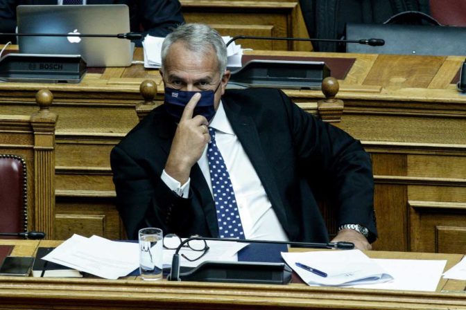Μάκης Βορίδης: Δίκαιη τιμωρία η ποινή κάθειρξης έως 10 έτη για τους βασανιστές ζώων
