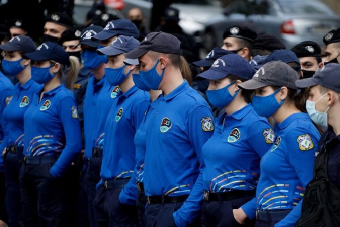 Άμεση διενέργεια τεστ covid-19 σε όλους τους αστυνομικούς που συμμετείχαν στα μέτρα