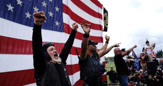 Οι «χωριάτες» του Τραμπ!