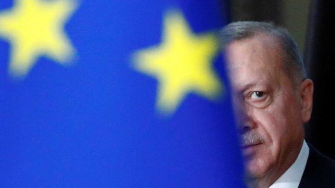 «Λευκή πετσέτα» του Μητσοτάκη στην τουρκική επιθετικότητα