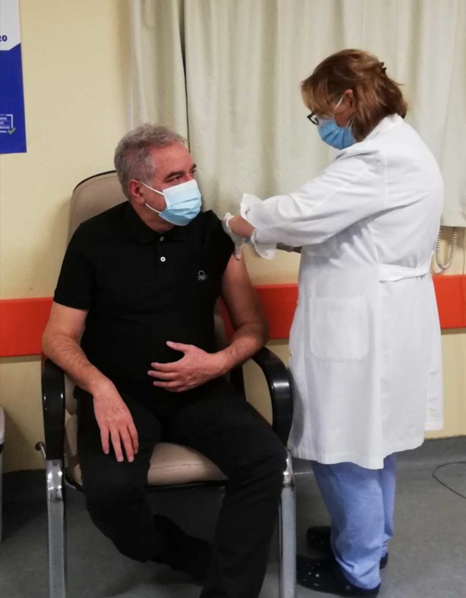 Εμβολιάστηκε ο Διοικητής της 5ηςΥ.Πε. Θεσσαλίας και Στερεάς Ελλάδας