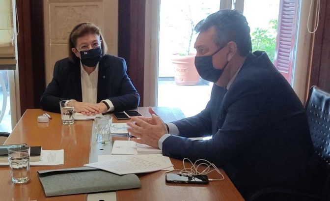 Σύσκεψη Κωτσού με την Υπουργό Πολιτισμού για τις ζημιές του Αρχαιολογικού Μουσείου Καρδίτσας