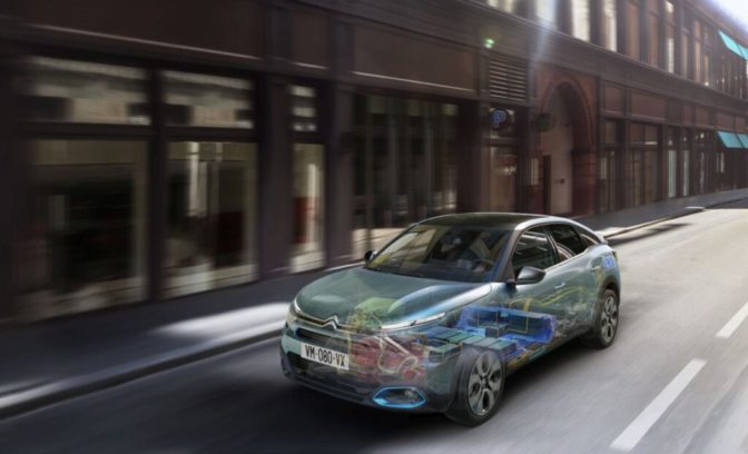 ΝΕΟ Ë-C4 C-CROSS - 100% ELECTRIC ΚΑΙ ΝΕΟ C4 C-CROSS