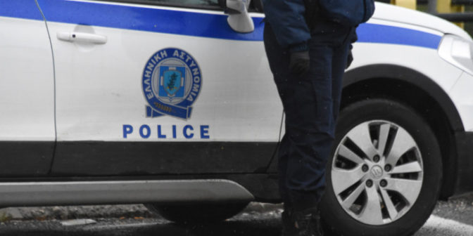Βόλος: Συλλήψεις για παράνομη κατοχή όπλων