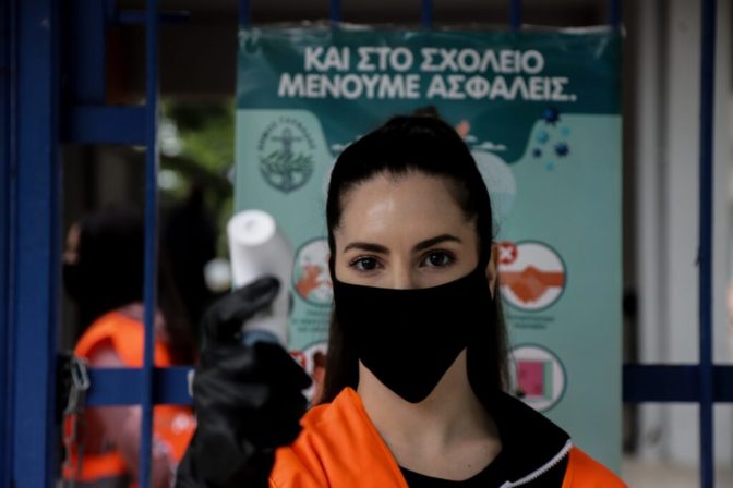 Κεραμέως: Έτσι θα ανοίξουν Γυμνάσια και Λύκεια - Αναλυτικά τα μέτρα