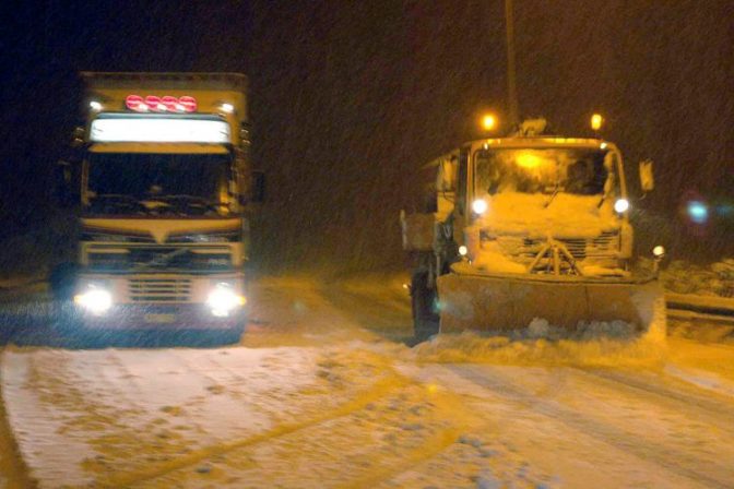 Προβλήματα σε διάφορα σημεία στο οδικό δίκτυο της Θεσσαλίας
