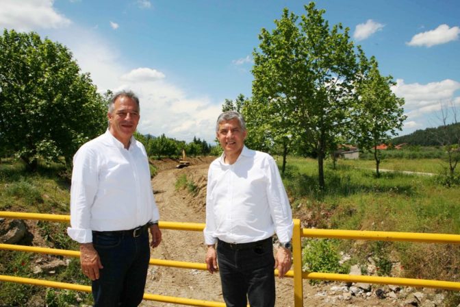 2,8 εκατ. ευρώ σε δρόμους και ρέματα των Δήμων της Π.Ε. Τρικάλων
