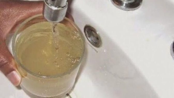 Σεισμός Ελασσόνα: Δεν πίνεται το νερό στη Λάρισα