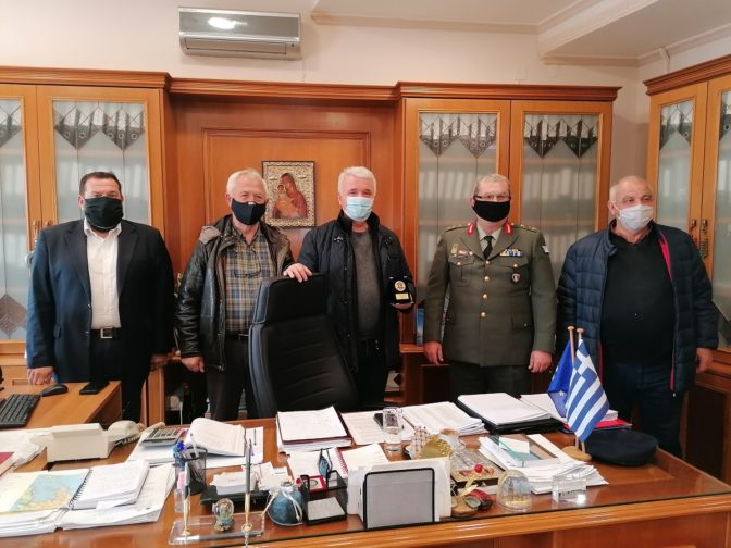 Τον Δήμαρχο Μετεώρων επισκέφθηκε ο νέος Διοικητής της ΣΜΥ
