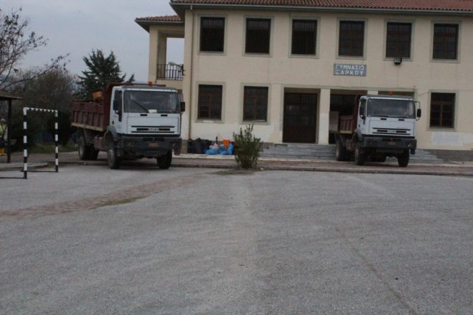 Εργασίες στο γυμνάσιο Ζάρκου για να υποδεχθεί τους μαθητές του Δημοτικού