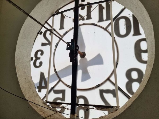 Εργασίες συντήρησης στο πιο ψηλό σημείο των Τρικάλων