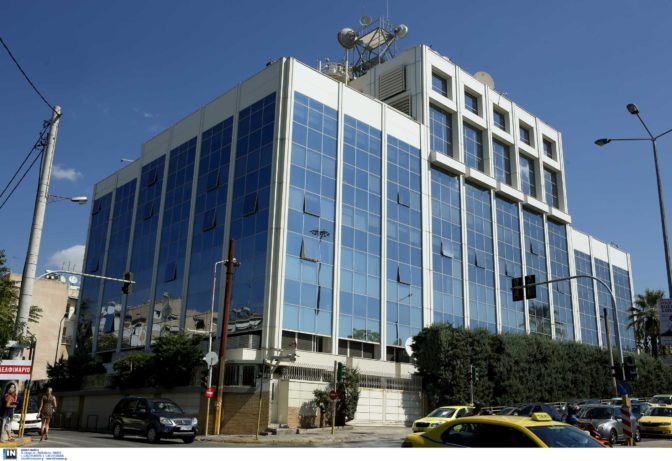 Επίθεση με μολότοφ στον Σκαϊ