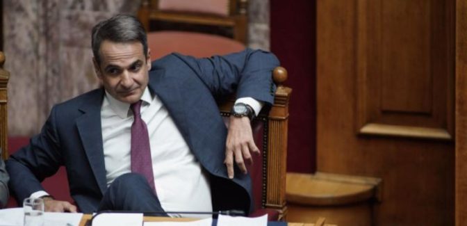 Το ημερολόγιο του παρουσιαστή - Μάνατζερ, απειλεί να τινάξει την κυβέρνηση στον αέρα