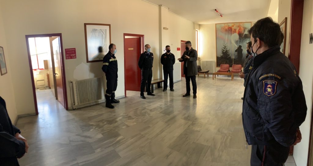 Συνάντηση Κωτσού με τη Διοίκηση των Πυροσβεστικών Υπηρεσιών του Νομού Καρδίτσας 